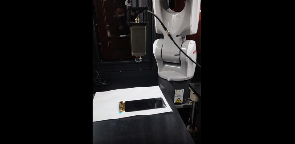 Mobile Phone Parts Absorption and Transportation